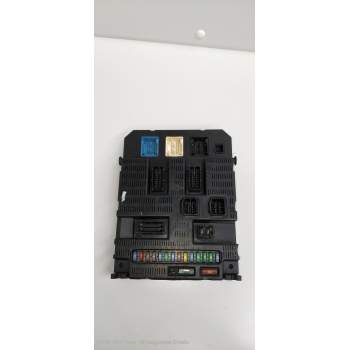 CAJA RELES / FUSIBLES 9659285580 BSI2004P0800 