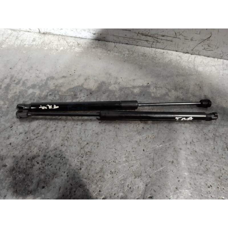 Recambio de amortiguadores maletero / porton para opel zafira tourer excellence referencia OEM IAM 13387067 39040587 2012
