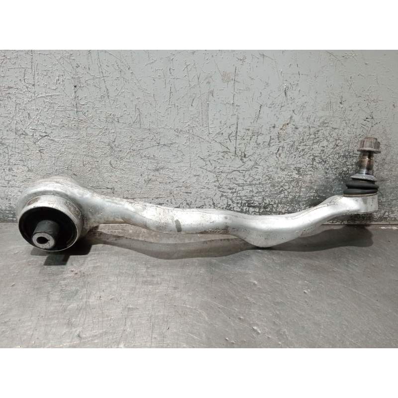 Recambio de brazo suspension inferior delantero izquierdo para bmw 3 touring (f31) 318 d referencia OEM IAM 11817315  