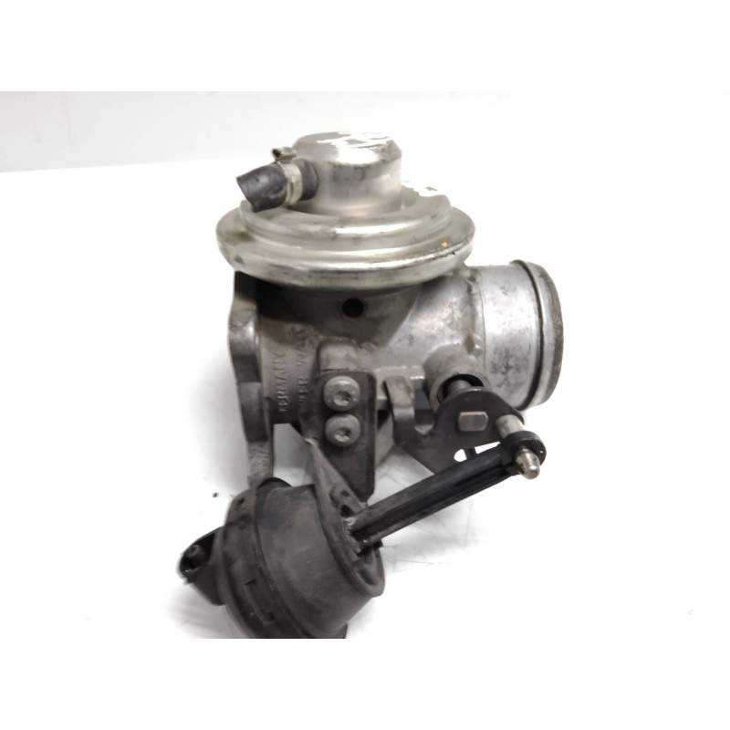Recambio de valvula egr para volkswagen polo berlina (6n2) trendline referencia OEM IAM 038129637  