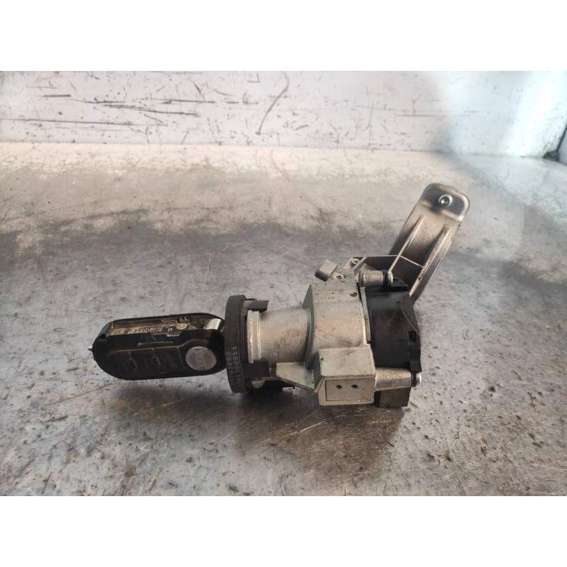 Recambio de conmutador de arranque para iveco daily furgón 2.3 diesel referencia OEM IAM 05801364057 01098401 