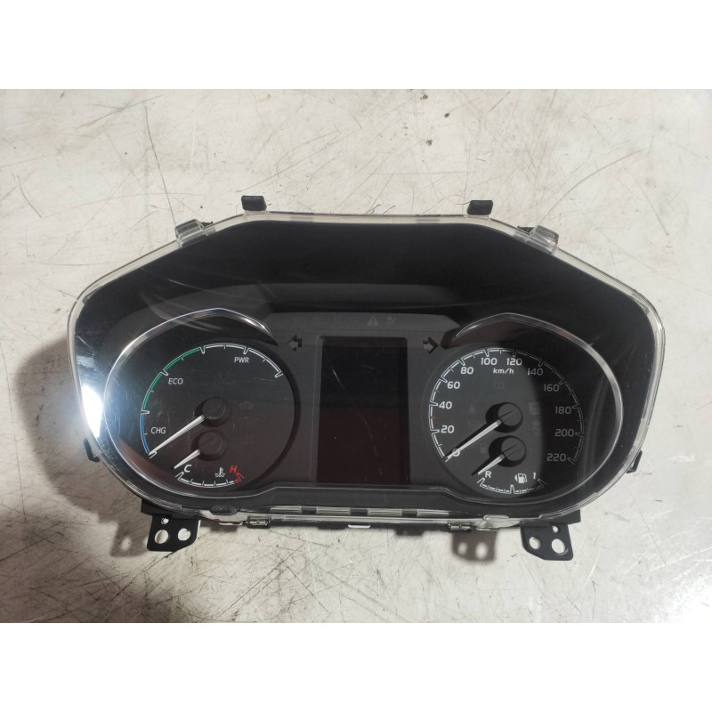 Recambio de cuadro instrumentos para toyota yaris hybrid active referencia OEM IAM MB1575804812 83800F5440 