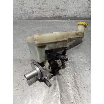 BOMBA FRENO 20CRD 2009
