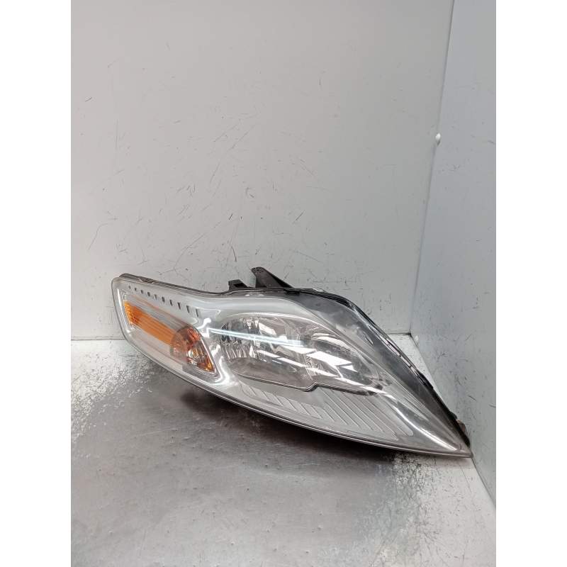 Recambio de faro derecho para ford mondeo iv turnier (ba7) 2.0 tdci referencia OEM IAM 1EF01054102  2007