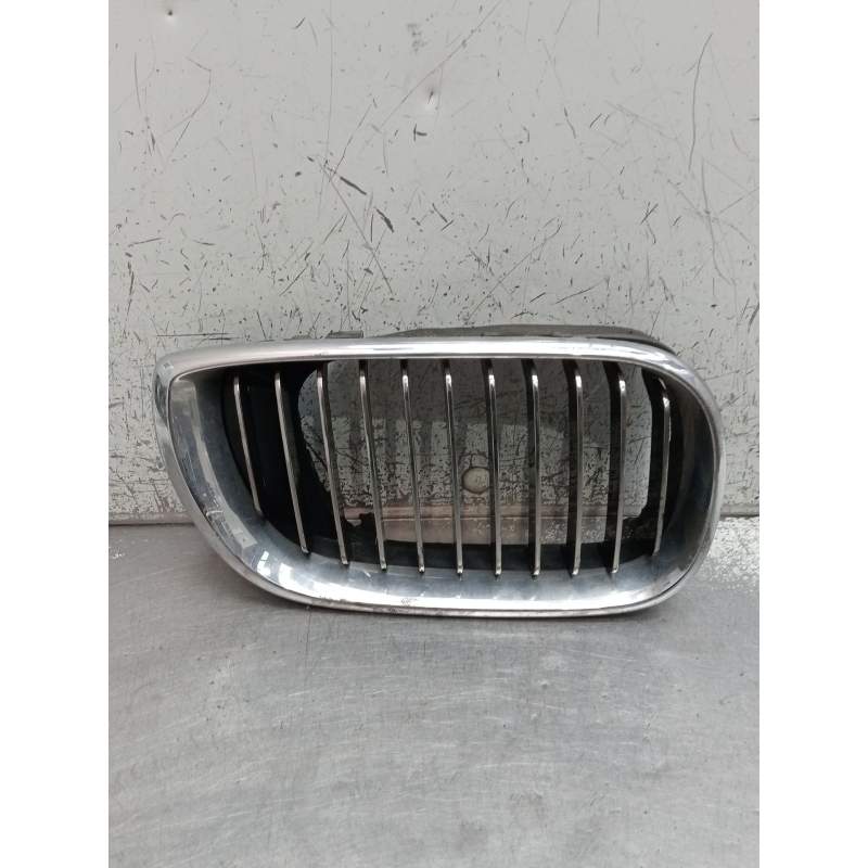 Recambio de rejilla delantera para bmw 3 (e46) 320 d referencia OEM IAM  DERECHO 2001