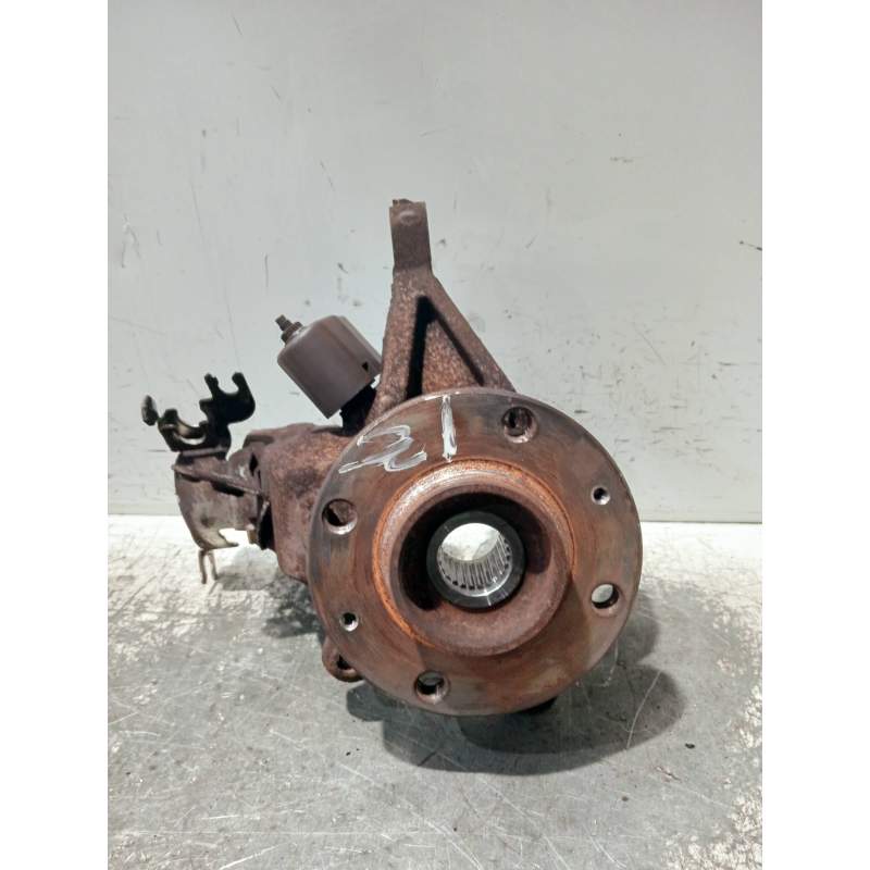 Recambio de mangueta delantera izquierda para citroën xsara picasso referencia OEM IAM   
