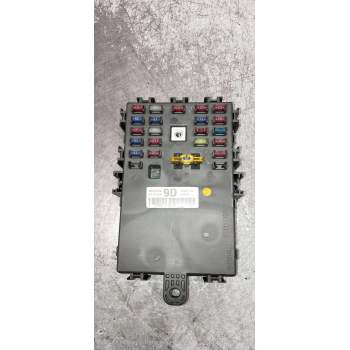 CAJA RELES / FUSIBLES 95977258 