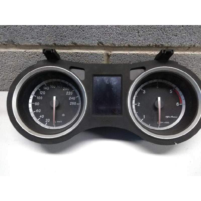 Recambio de cuadro instrumentos para alfa romeo 159 (140) 1.9 jtd cat referencia OEM IAM 56072820 A2C53172598 2006