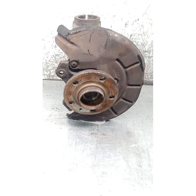 Recambio de mangueta delantera izquierda para skoda rapid (nh3, nk3, nk6) 1.6 tdi referencia OEM IAM  16TDI 2012