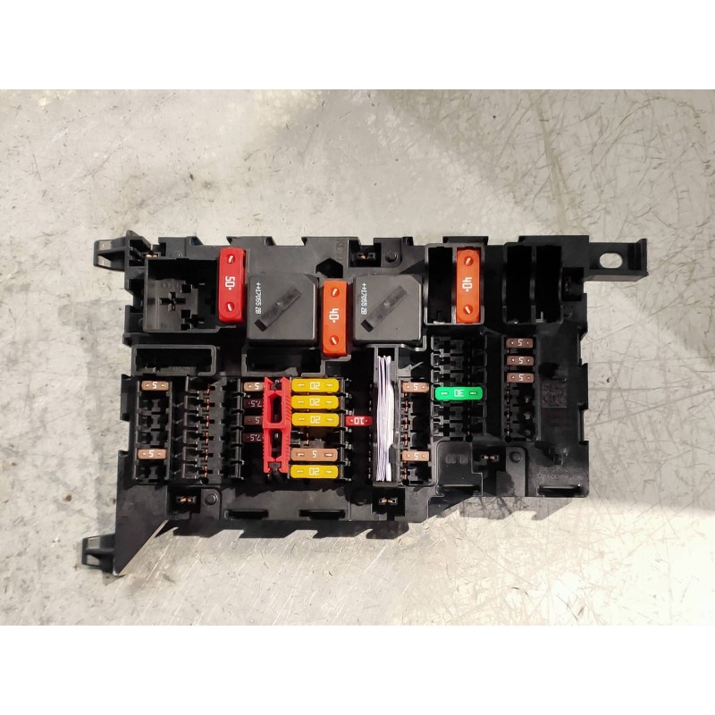 Recambio de caja reles / fusibles para mini mini 5-trg. (f55) one d referencia OEM IAM 936050102  