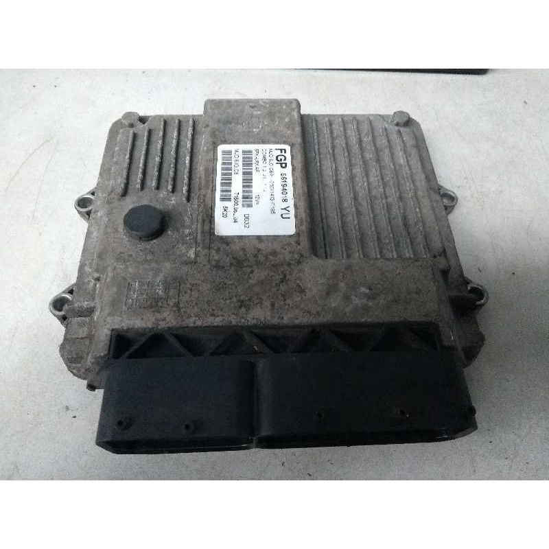 Recambio de centralita motor uce para opel combo (corsa c) familiar referencia OEM IAM FGP55194018 MJD6JOC6 YU