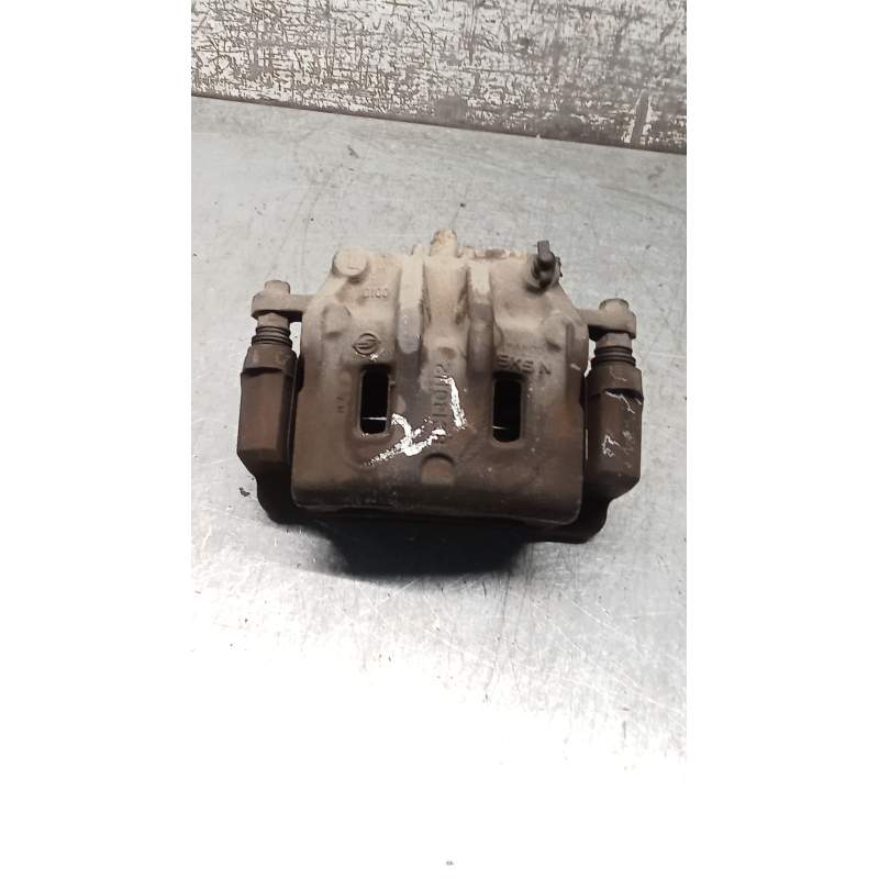 Recambio de pinza freno delantera izquierda para ssangyong kyron 2.0 xdi referencia OEM IAM MANDO 20XDI 2005