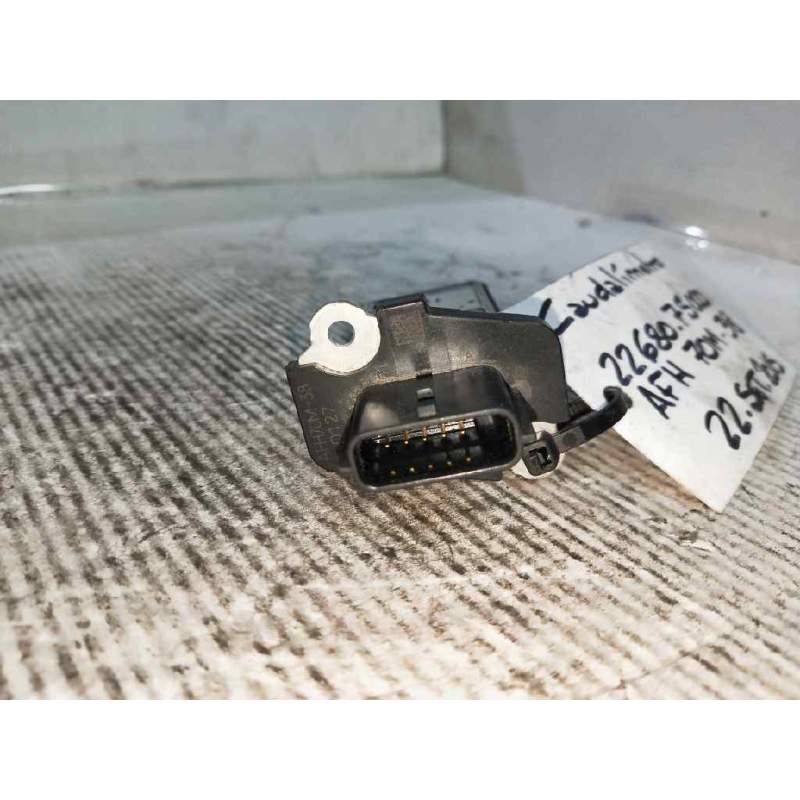 Recambio de caudalimetro para nissan qashqai (j10) 2.0 16v cat referencia OEM IAM AFH70M380127 226807S000 HITACHI