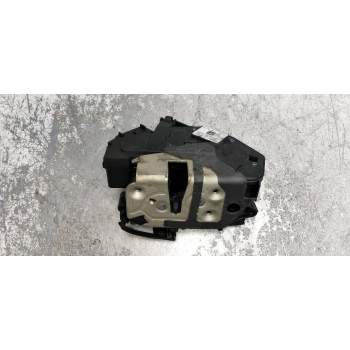 MOTOR CIERRE CENTRALIZADO DELANTERO DERECHO BM5AA21812BG 5P 2014