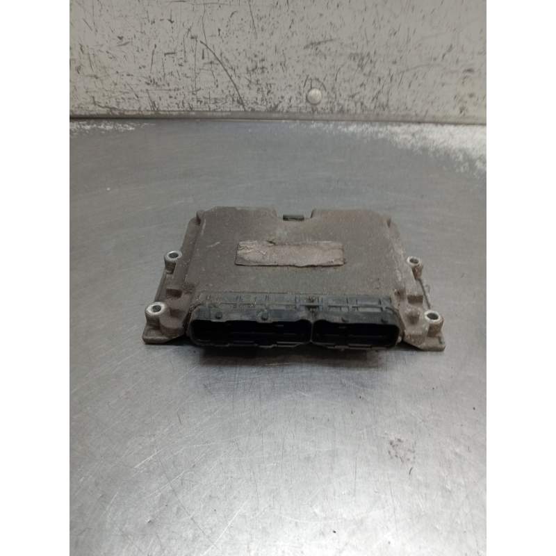 Recambio de centralita motor uce para lancia thesis (841_) 2.4 jtd (841axd1b02) referencia OEM IAM 0281010333 73501142 
