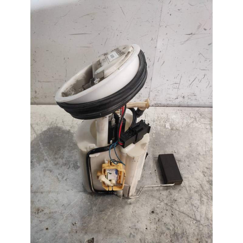 Recambio de bomba combustible para mercedes-benz clase clk (w209) coupe 200 compressor (209.341) referencia OEM IAM   