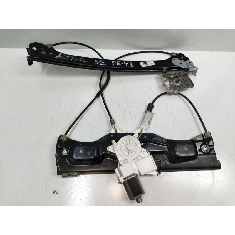 Recambio de elevalunas delantero derecho para opel astra twin top 1.6 16v referencia OEM IAM 13193245 987497103 2P