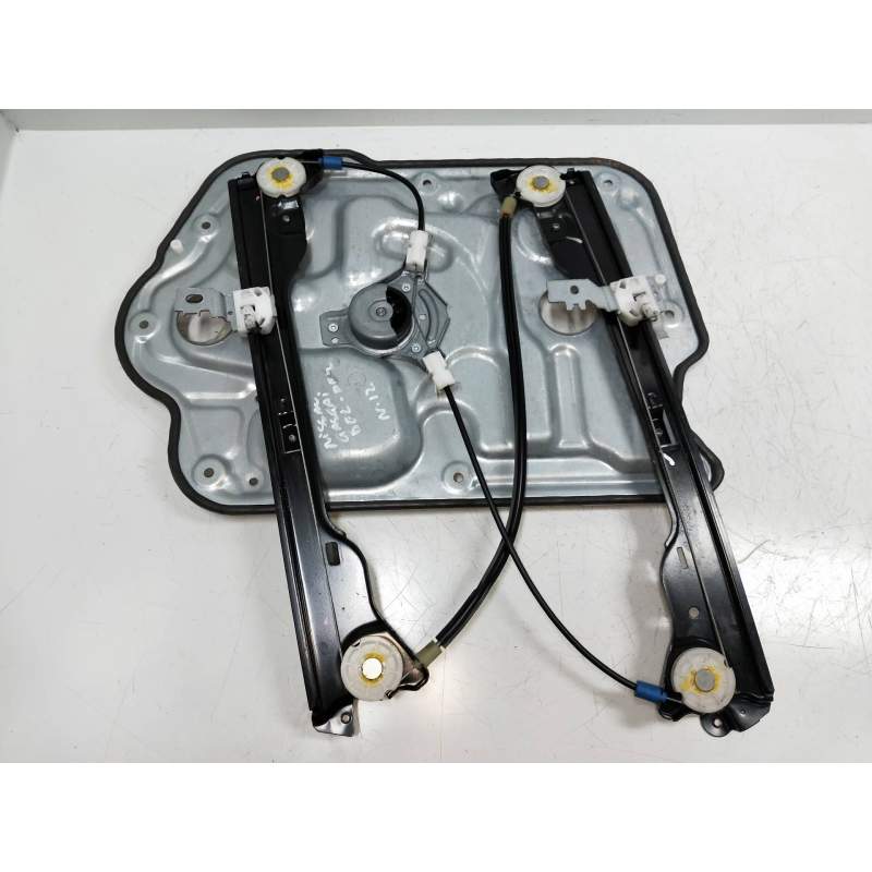 Recambio de elevalunas delantero derecho para nissan qashqai (j10) referencia OEM IAM   5P