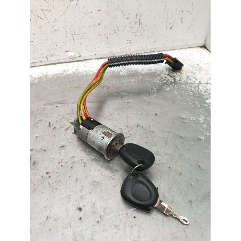 Recambio de conmutador de arranque para renault megane i classic (la0/1_) 1.9 dti (la1u) referencia OEM IAM   1999