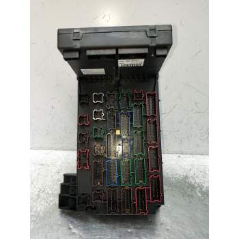 CAJA RELES / FUSIBLES CK646697 