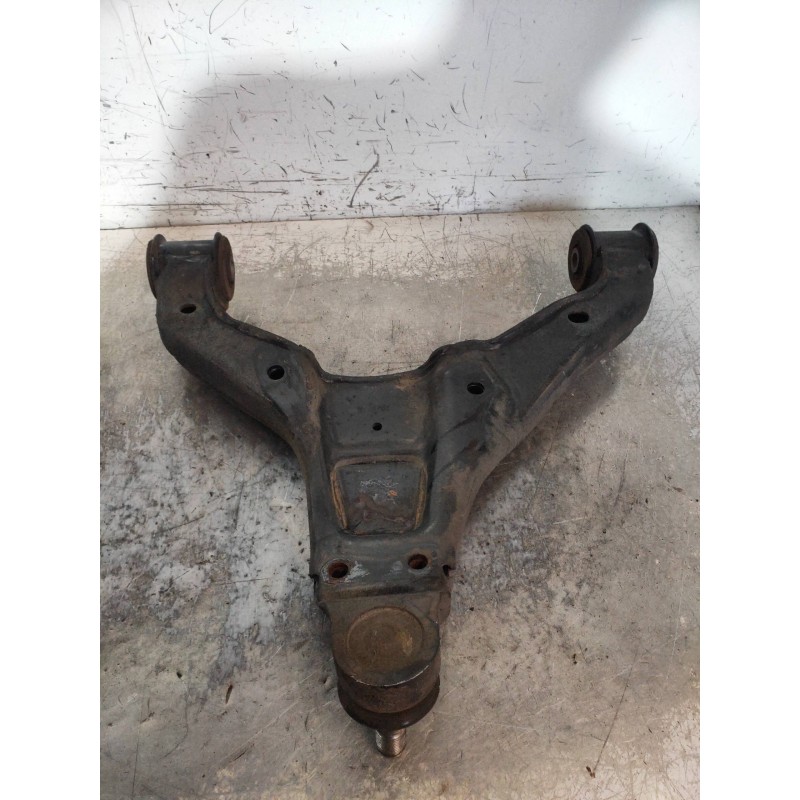 Recambio de brazo suspension inferior delantero derecho para volkswagen crafter combi (2e) combi 30 referencia OEM IAM   