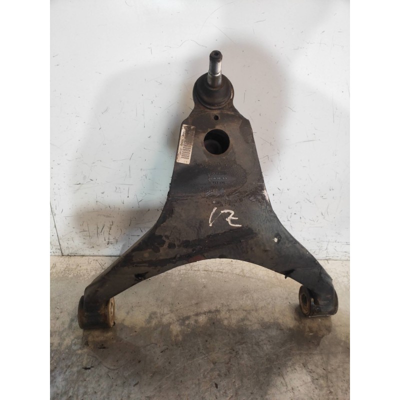 Recambio de brazo suspension inferior delantero izquierdo para iveco daily furgón 2.3 diesel cat referencia OEM IAM   