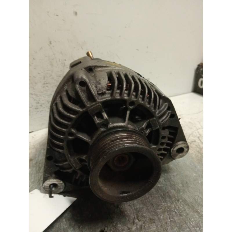 Recambio de alternador para mercedes-benz clase c (w202) berlina referencia OEM IAM A0111540002  