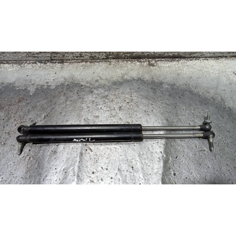 Recambio de amortiguadores maletero / porton para jeep gr.cherokee (wj/wg) 3.1 td laredo referencia OEM IAM 485725407  