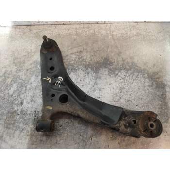 BRAZO SUSPENSION INFERIOR DELANTERO DERECHO 