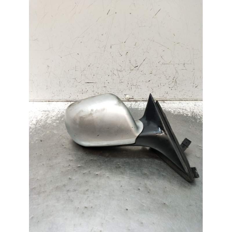 Recambio de retrovisor derecho para audi a3 (8l1) 1.9 tdi referencia OEM IAM  ELÉCTRICO 1996