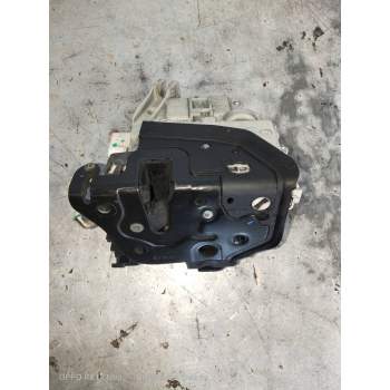 MOTOR CIERRE CENTRALIZADO DELANTERO DERECHO 8J1837016C 4P