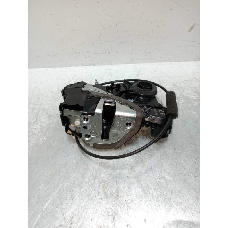 Recambio de motor cierre centralizado delantero derecho para lexus ct 200h referencia OEM IAM A046693  5P