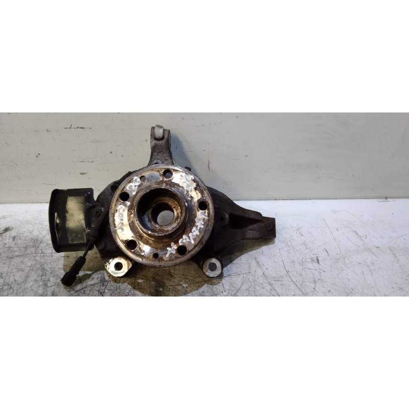 Recambio de mangueta delantera derecha para renault laguna iii dynamique referencia OEM IAM 400140006R 20DCI 2008