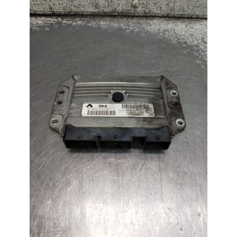 Recambio de centralita motor uce para renault megane iii berlina 5 p referencia OEM IAM 237100131R 9049021310 2008