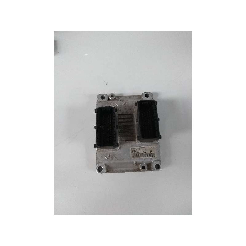 Recambio de centralita motor uce para alfa romeo 156 1.6 16v cat referencia OEM IAM 0261207556  