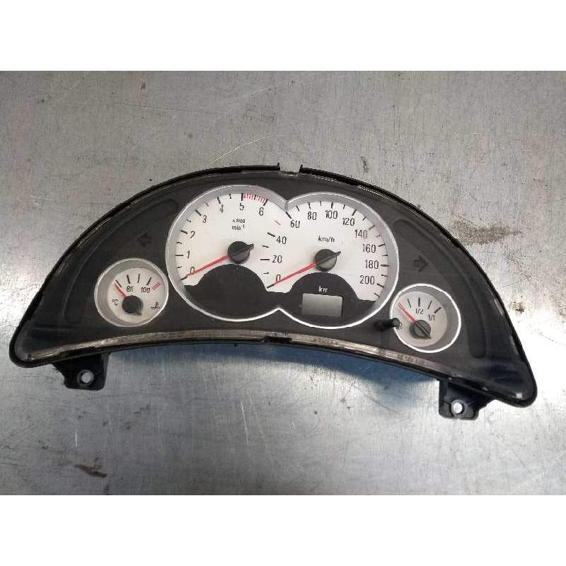 Recambio de cuadro instrumentos para opel corsa c blue line referencia OEM IAM 110080005026 13173355WJ 2003