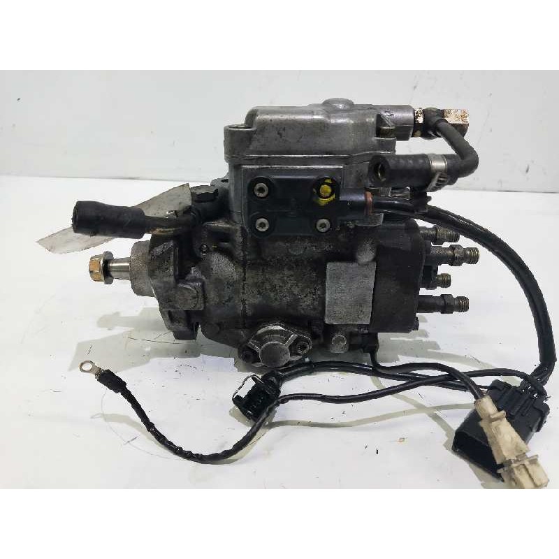 Recambio de bomba inyeccion para chrysler voyager (gs) 2.5 turbodiesel referencia OEM IAM 0460404975  BOSCH