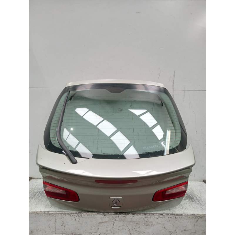 Recambio de porton trasero para renault laguna ii (bg0) referencia OEM IAM  5P 2002