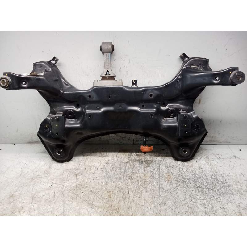 Recambio de puente delantero para kia carens ( ) referencia OEM IAM 20180320144903 A4W206095  2016