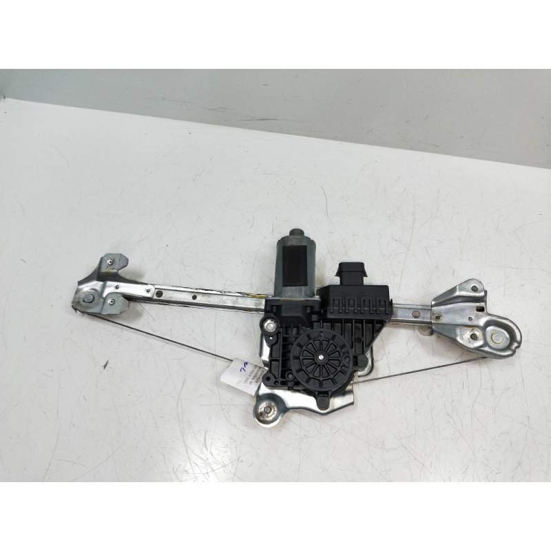 Recambio de elevalunas trasero derecho para opel astra h berlina cosmo referencia OEM IAM 13100424 992419102 H/04