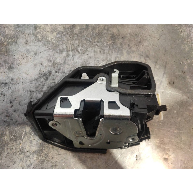 Recambio de motor cierre centralizado trasero izquierdo para bmw serie 3 lim. (f30) 318d m sport referencia OEM IAM 7229459 A053