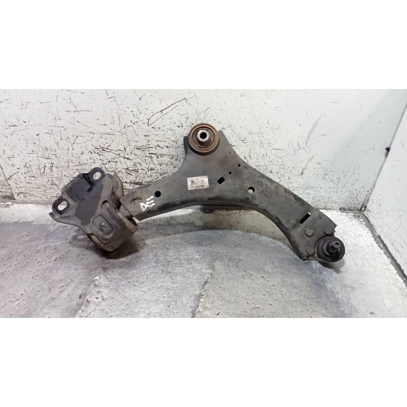 Recambio de brazo suspension inferior delantero derecho para volvo v60 kombi kinetic referencia OEM IAM 31317662  