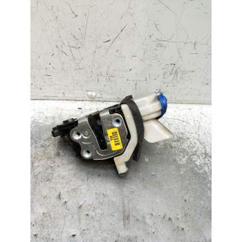 MOTOR CIERRE CENTRALIZADO DELANTERO DERECHO 4P 2015