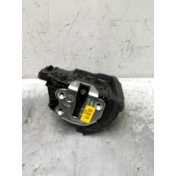 MOTOR CIERRE CENTRALIZADO TRASERO DERECHO 4P 2015