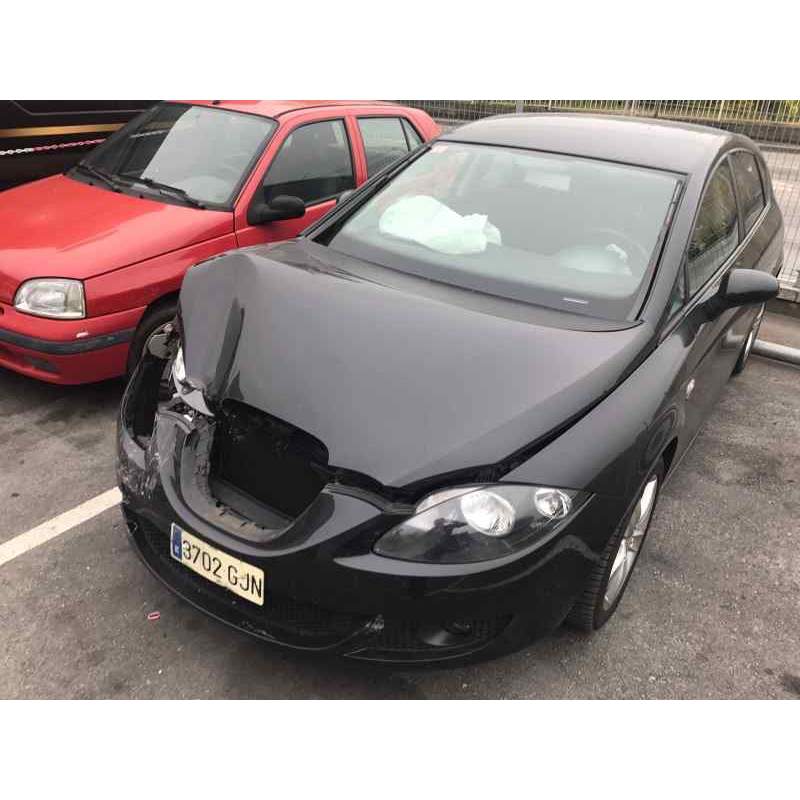 SEAT LEON (1P1)