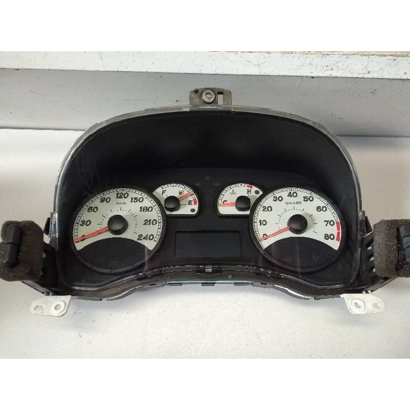 Recambio de cuadro instrumentos para fiat punto berlina (188) 1.4 referencia OEM IAM 46833397 32 90271 503000472900