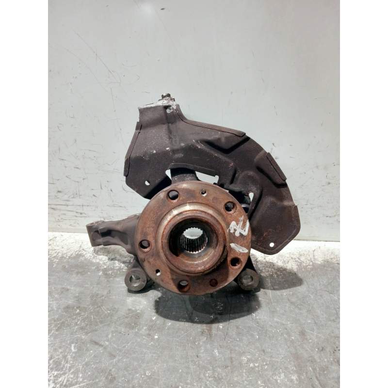 Recambio de mangueta delantera izquierda para peugeot expert kasten referencia OEM IAM 64832U03  
