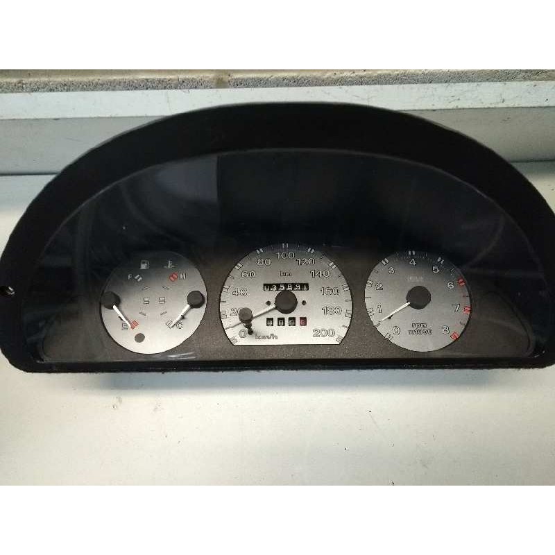 Recambio de cuadro instrumentos para fiat punto berlina (176) 1.2 cat referencia OEM IAM 46744904 60626021 