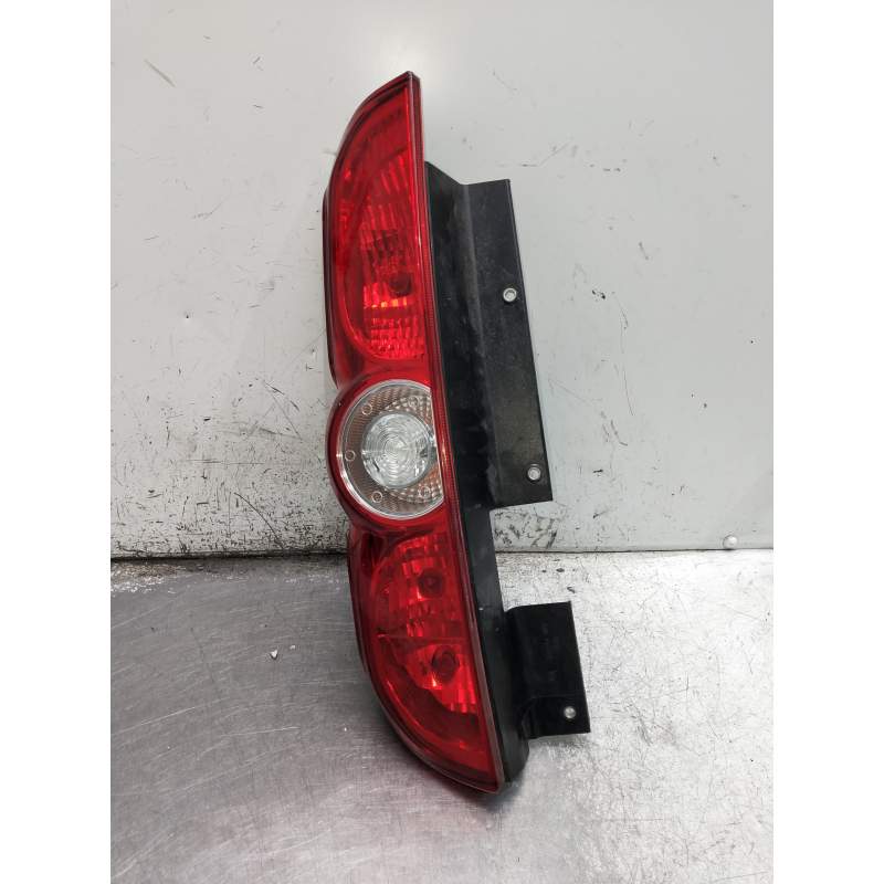 Recambio de piloto trasero izquierdo para opel combo d referencia OEM IAM 00519248460 02058099900010 