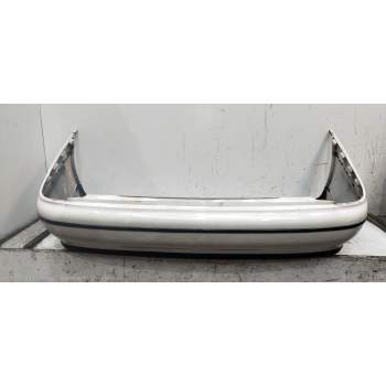 PARAGOLPES TRASERO 